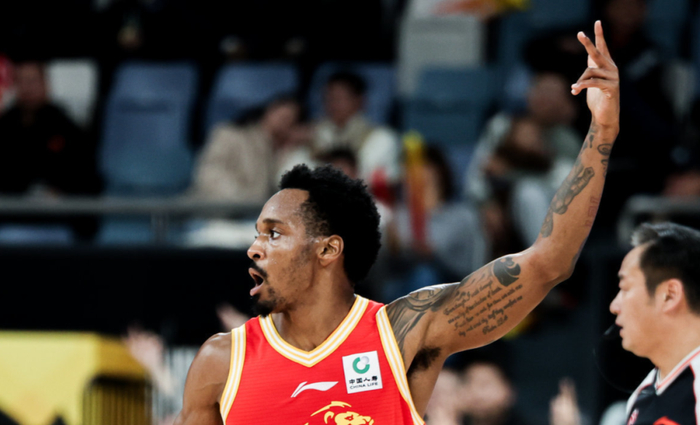 广厦男篮外援布朗持续缺