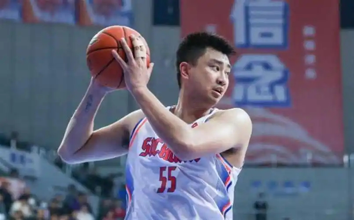 浙江广厦签回苏若禹 强化内线备战季后赛