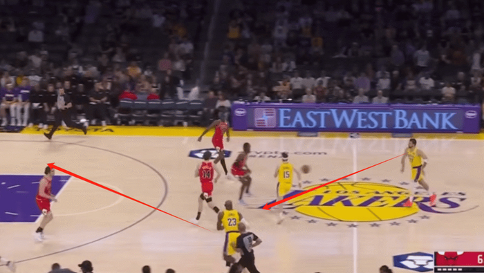 詹姆斯角色蜕变助力湖人进攻体系升级